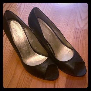 Black peep toe wedges